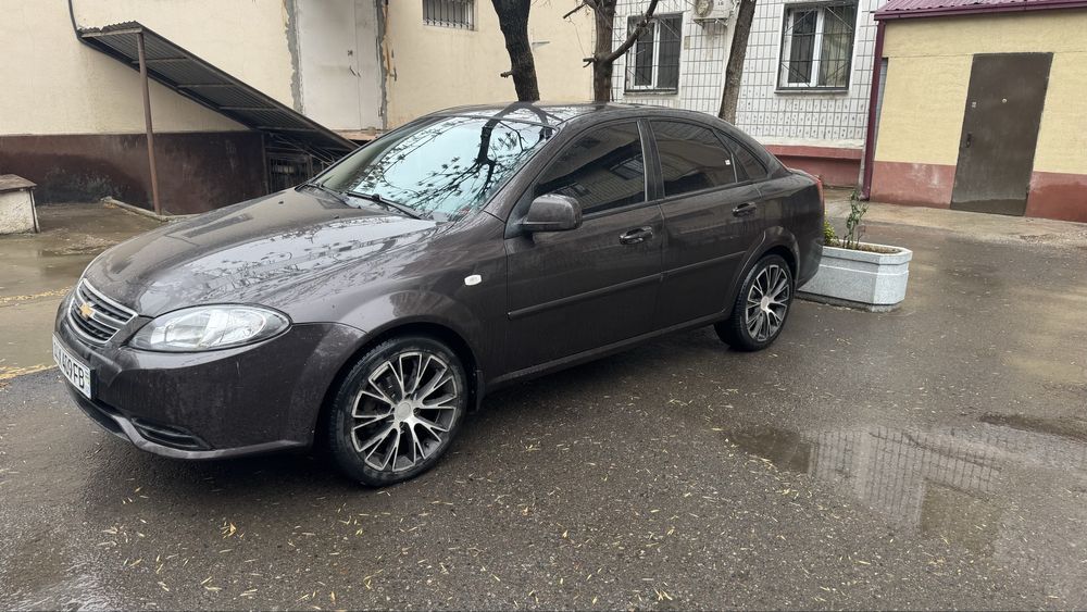 Сотилади! Нахт холати яхши, харажатсиз