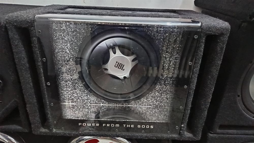 Subwoofer JBL 1100 wati incinta Hifonics 12 inch bandpass bass audio auto mașină cu statie toxic amplificator