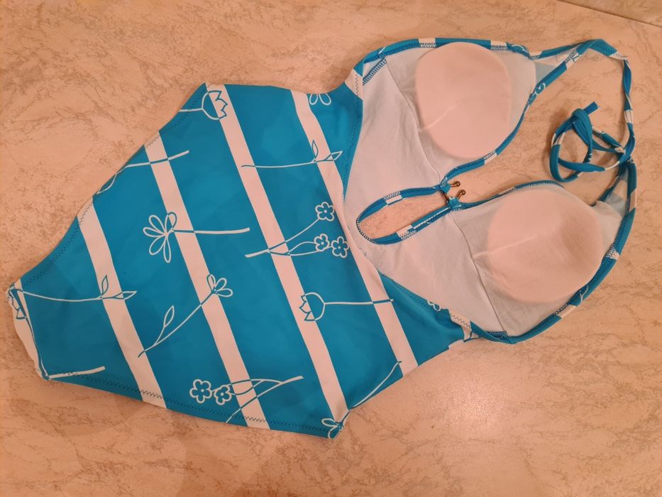 Купальник слитный б/у