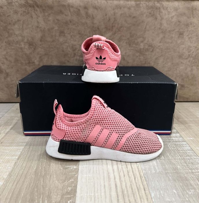 Детски обувки Adidas NMD Kids Pink – оригинални, много удобни
