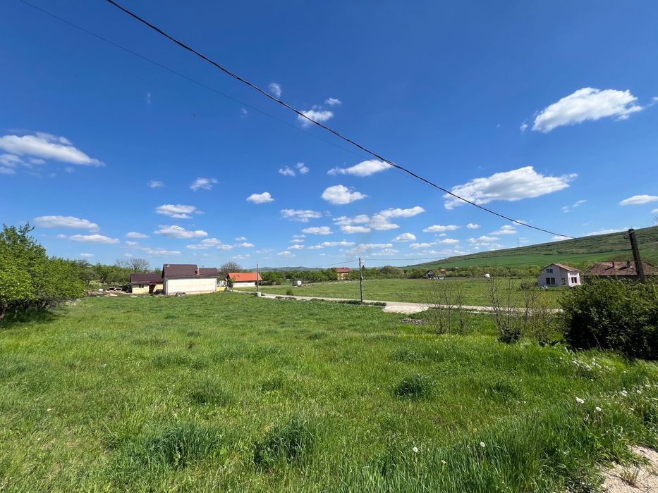 Teren intravilan zona Rascruci