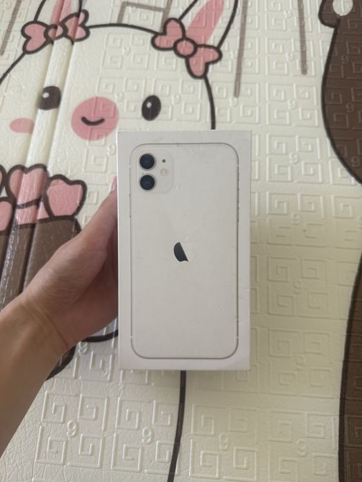 Каробка Айфон 11, 64gb
