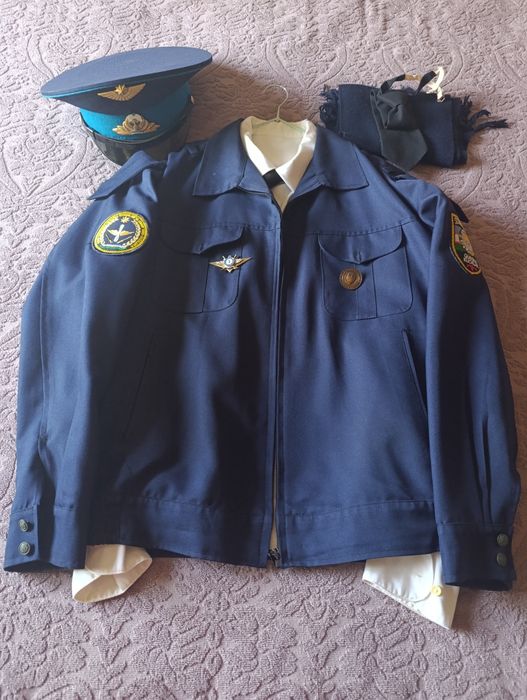 Продаётся военный парадный костюм