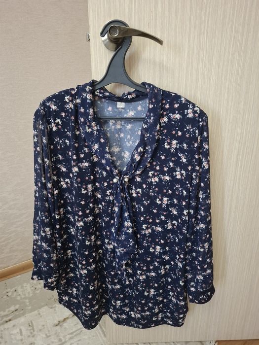 Женская одежда платья