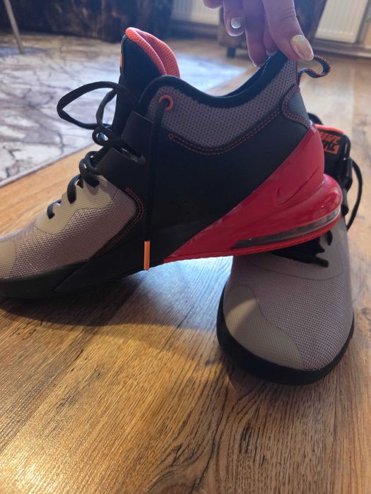 Нови Маратонки Nike