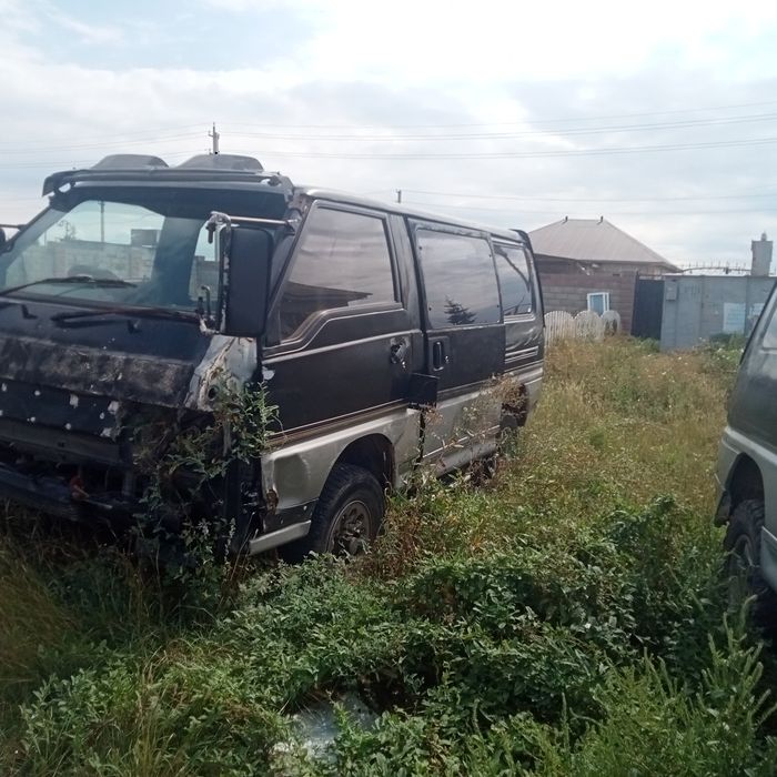 Продам две Митсубиси Делика