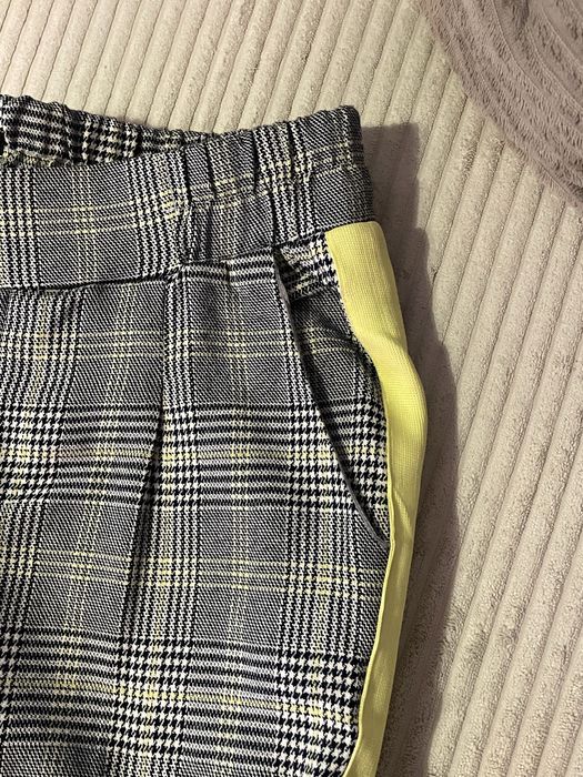 Кариран дамски панталон с електрикова лента