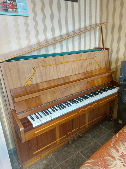 Пиано Украйна 1991г.