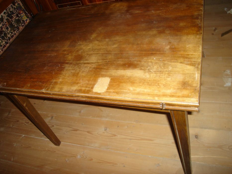 Masa reglabila , blat reglabil din lemn cu spatiu depozitare sub blat