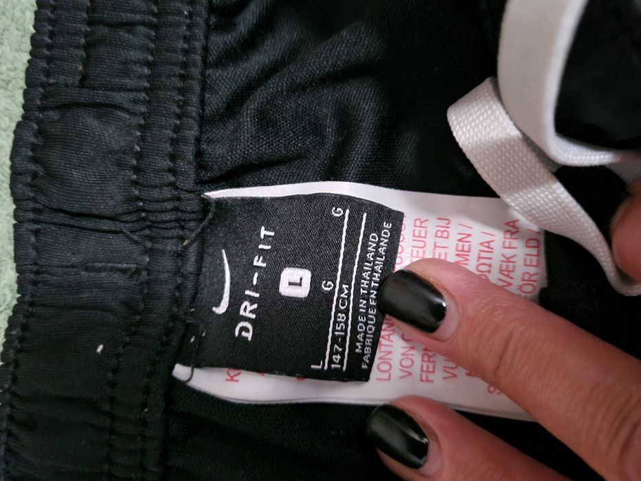 Долничка на найк 147-158 см