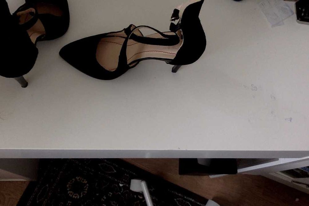 Pantofi dama , eleganti la un super pret