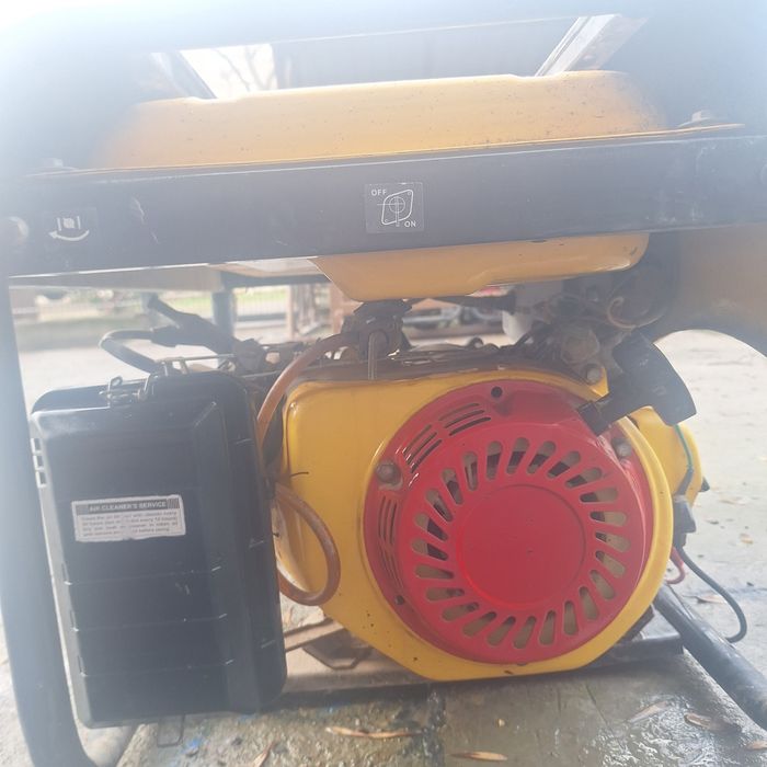 Срочно! Генератор 7.5 - 8 квт, в отличном рабочем состоянии. Generator
