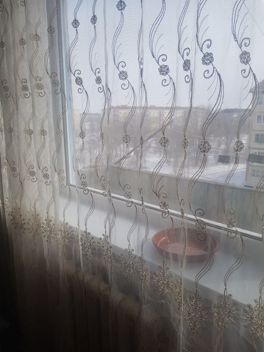 Продам тюль и шторы