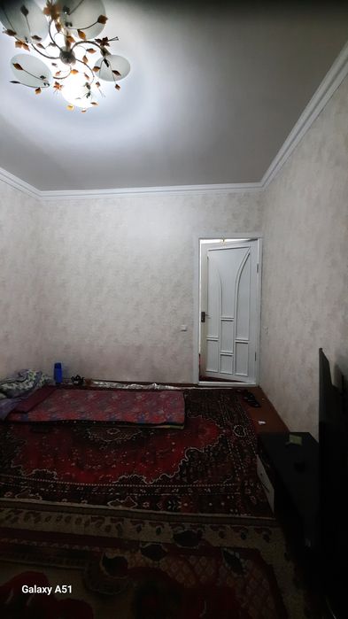 Срочно продаётся на Бадамзар 1/3/4 бывщая общежития