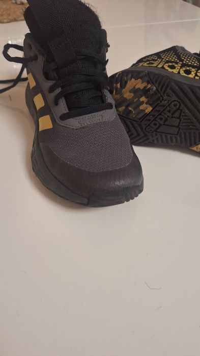 Маратонки Адидас