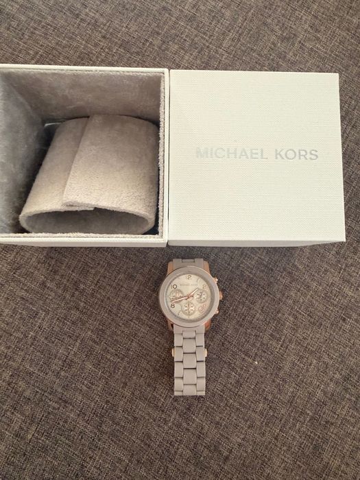 Часовник на Michael Kors