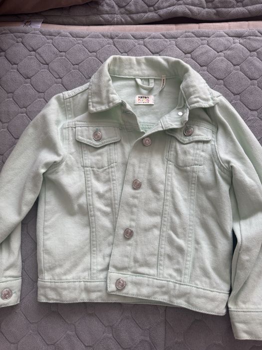 Продам Вещи на девочку