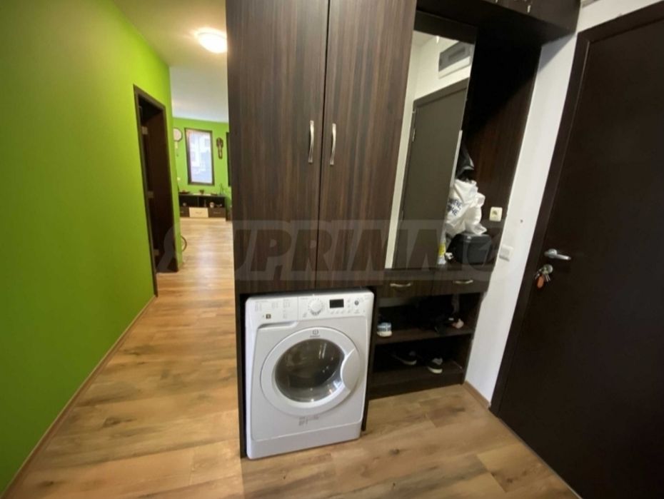 Тристаен апартамент в Банско