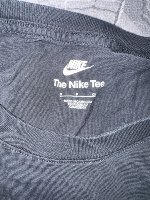 Черна тениска Nike