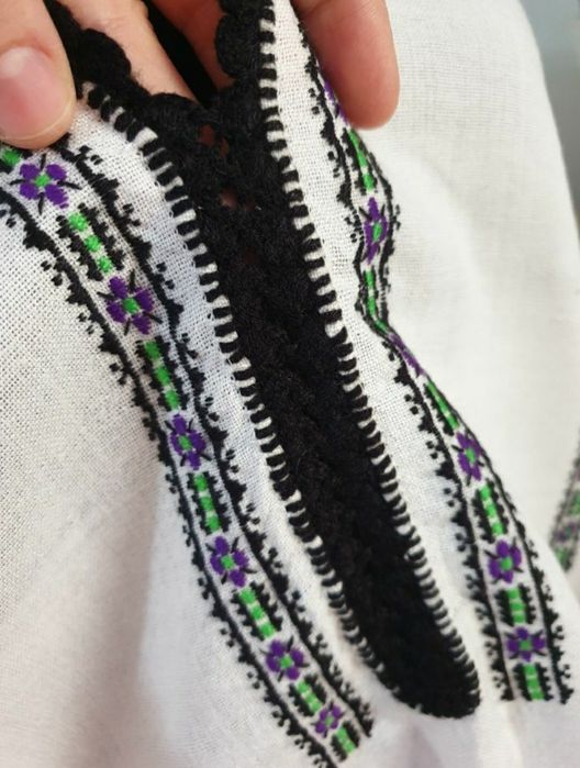 Ie Bucovina autentica traditionala