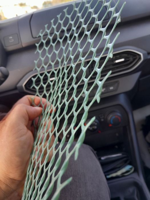 Plasa de protectie impotriva  cartitelor 1.2×25m,verde