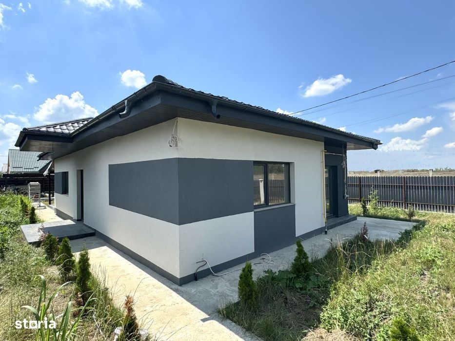 CANALIZARE! ASFALT! Incalz in pard! Casa Valea Ursului-Vorovesti