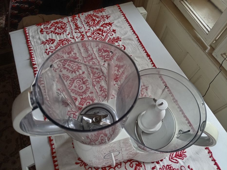 Mixer legume și fructe pentru bucătărie.