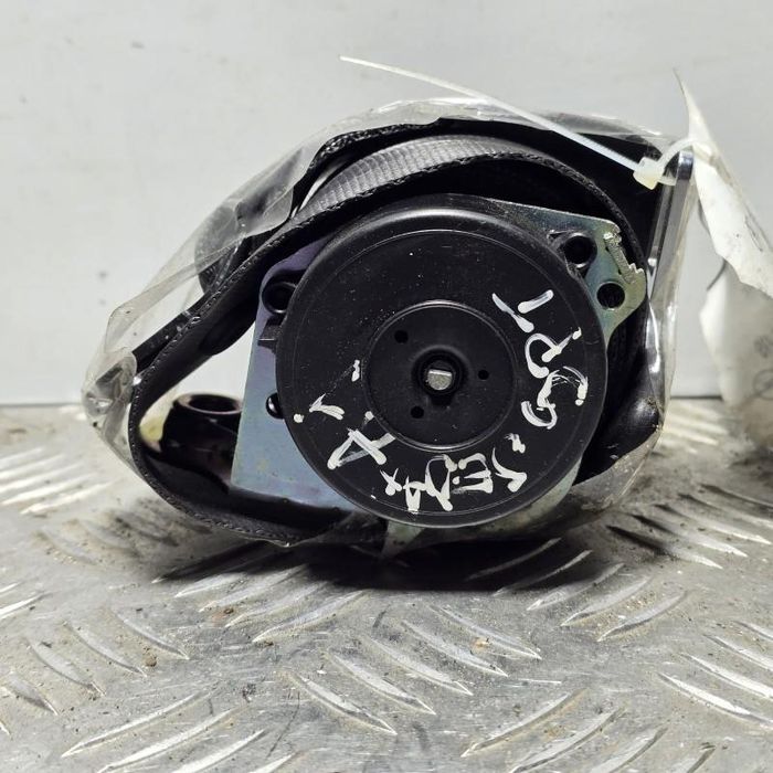 Centura de siguranta dreapta spate Opel Astra J facelift