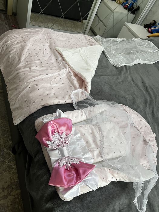 Продам конверт на выписку