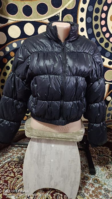 Женская куртка короткая