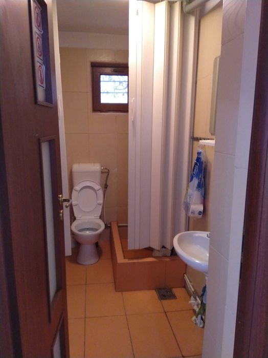 Constanta -Brotacei- Apartament de inchiriat, nemobilat, 2 camere ,stradal
