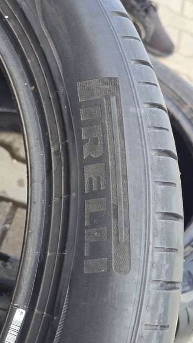 275 40 19 Pirelli    .