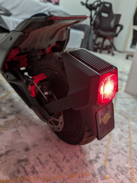 Электросамокат Segway ZT3 Pro