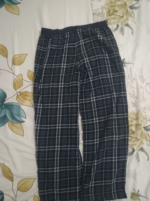 Pantaloni de pijama