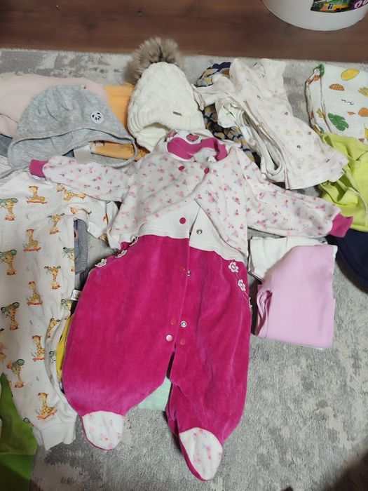 Продам детские вещи 0-5мес