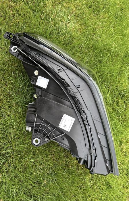 Vand set faruri Bmw G60 serie 5 far stanga dreapta Bmw seria 5 G60 G61