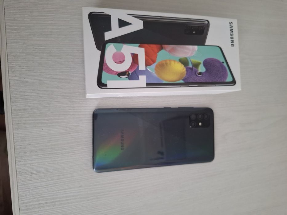 Самсунг А51 продам