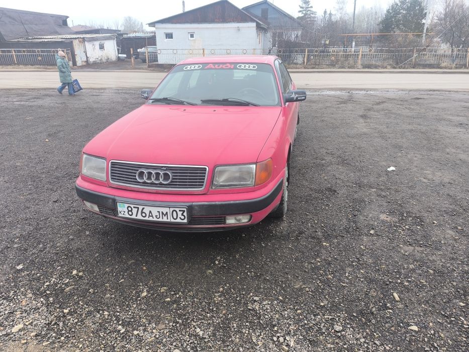 Ауди 100 с4 1993года