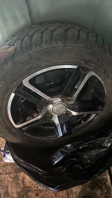 Продам 4 диска в идиальном состояней