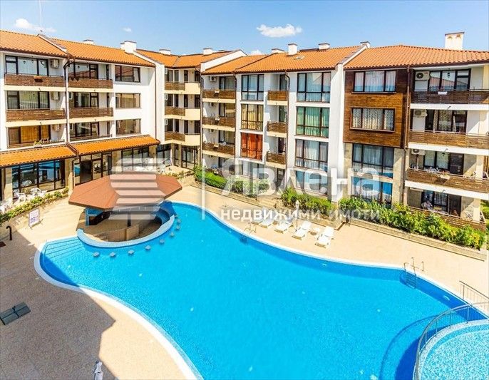 Продава се Двустаен апартамент в Несебър - 69 кв.м за 957 €/кв.м - Снимка #1