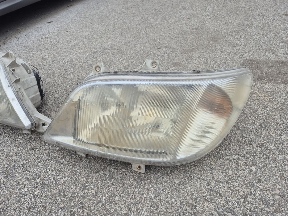 Ляв десен фар Мерцедес Спринтер фарове Mercedes Sprinter