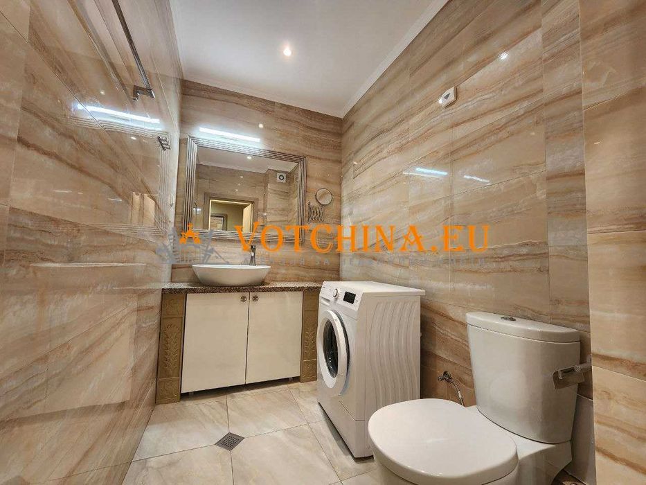Продава се Двустаен апартамент в Варна, Център - 82 кв.м за 1708 €/кв.м - Снимка #13
