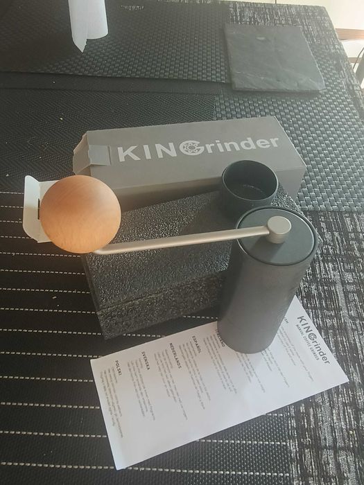 Продавам ръчна кафемелачка Kingrinder P0