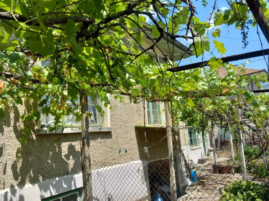 Продава се Къща в Долна Оряховица - 100 кв.м за 499 €/кв.м - Снимка #3