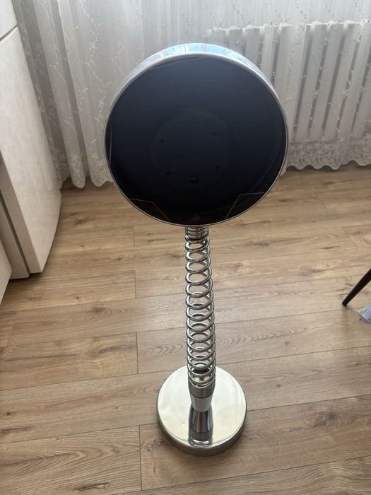 Продам нарольные часы