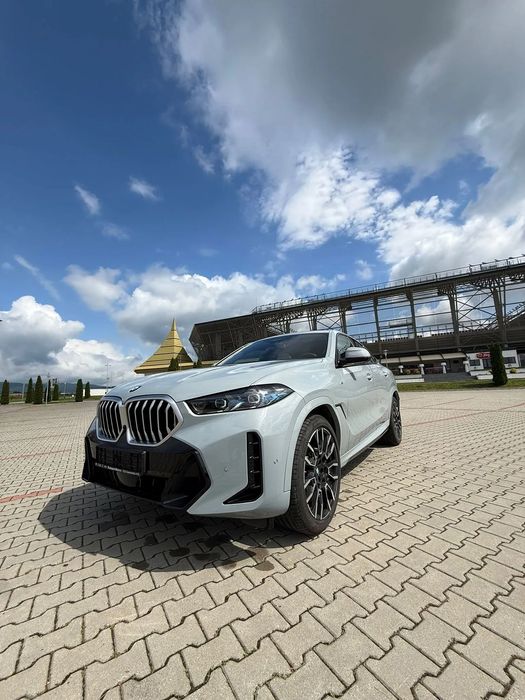 BMW X6 BMW X6 30d xDrive M sport Air susp. HK Ic.Glo w Pano