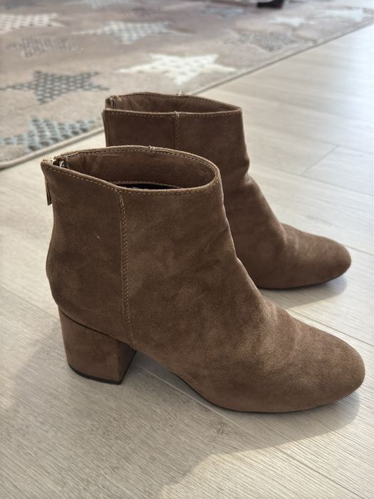 5 чифта дамски боти 37 н