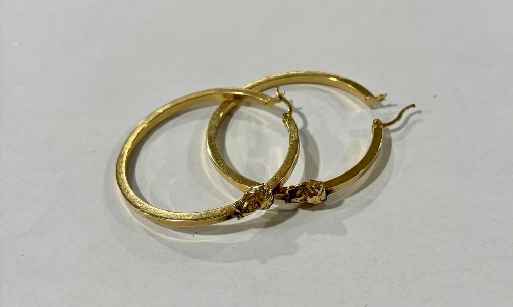 Златни обеци 5.3 грама 14 карата.