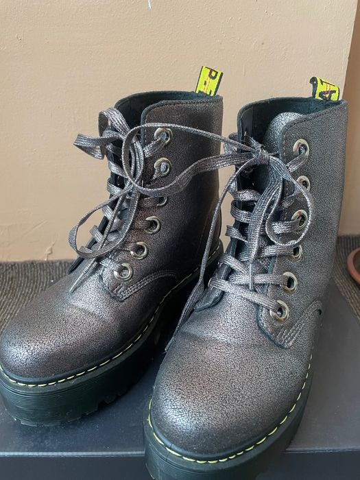 Зимни обувки, боти