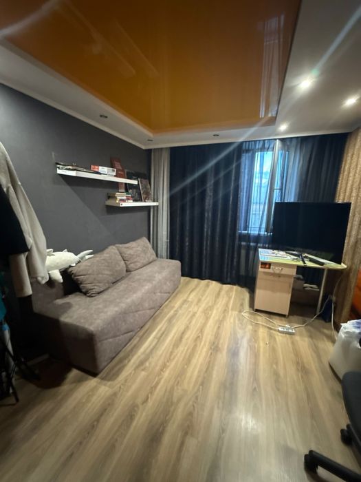 Продам квартиру в 4 мкр.